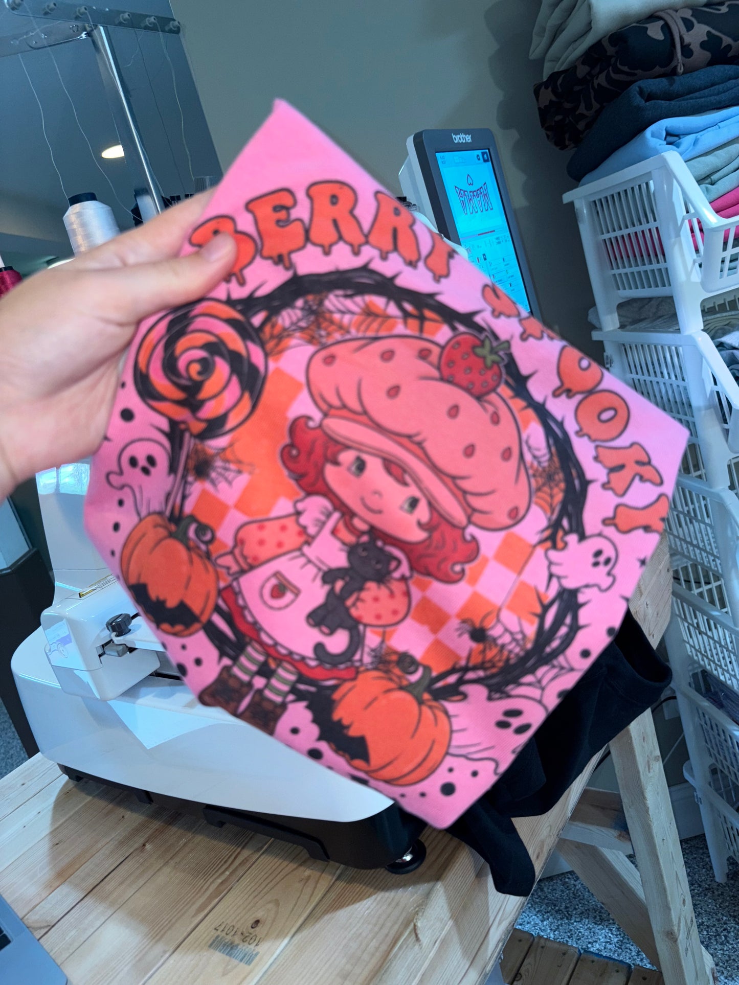 berry spooky vibes 🍓Preoder 15 business day turn around time