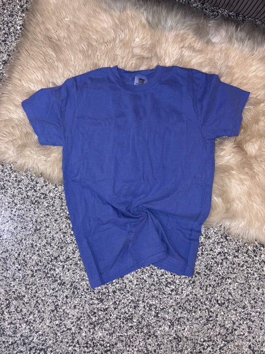 Blank tshirt- size small