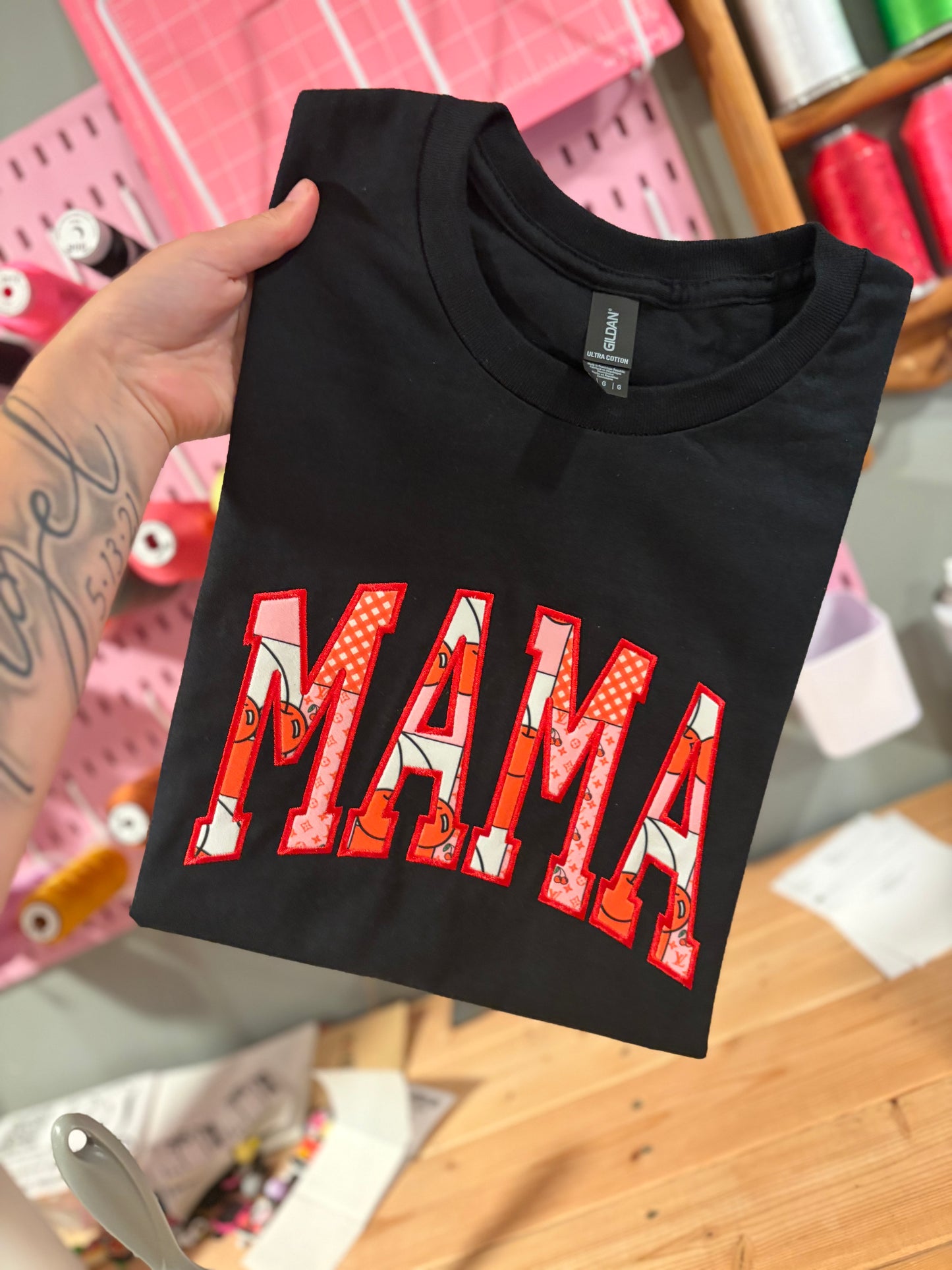 Size large embroidered cherry mama short sleeve tshirt