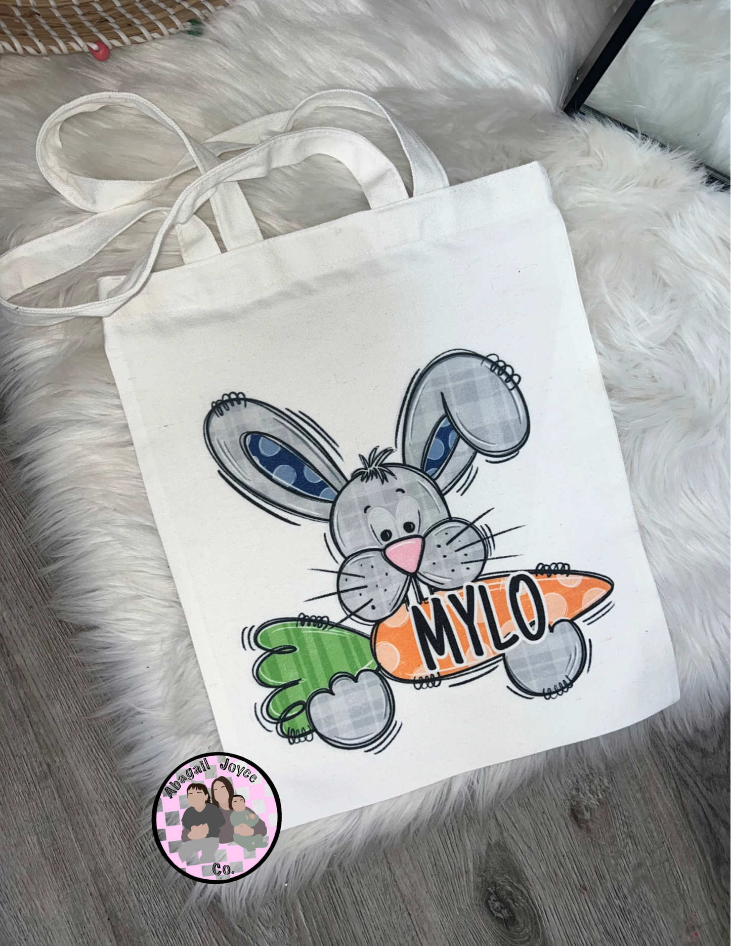 Custom Easter bag 🐰 preorder 15 business day turn around time. Leave name in order special instructions at check out.