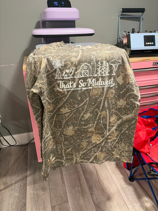 That’s so Midwest size medium long sleeve